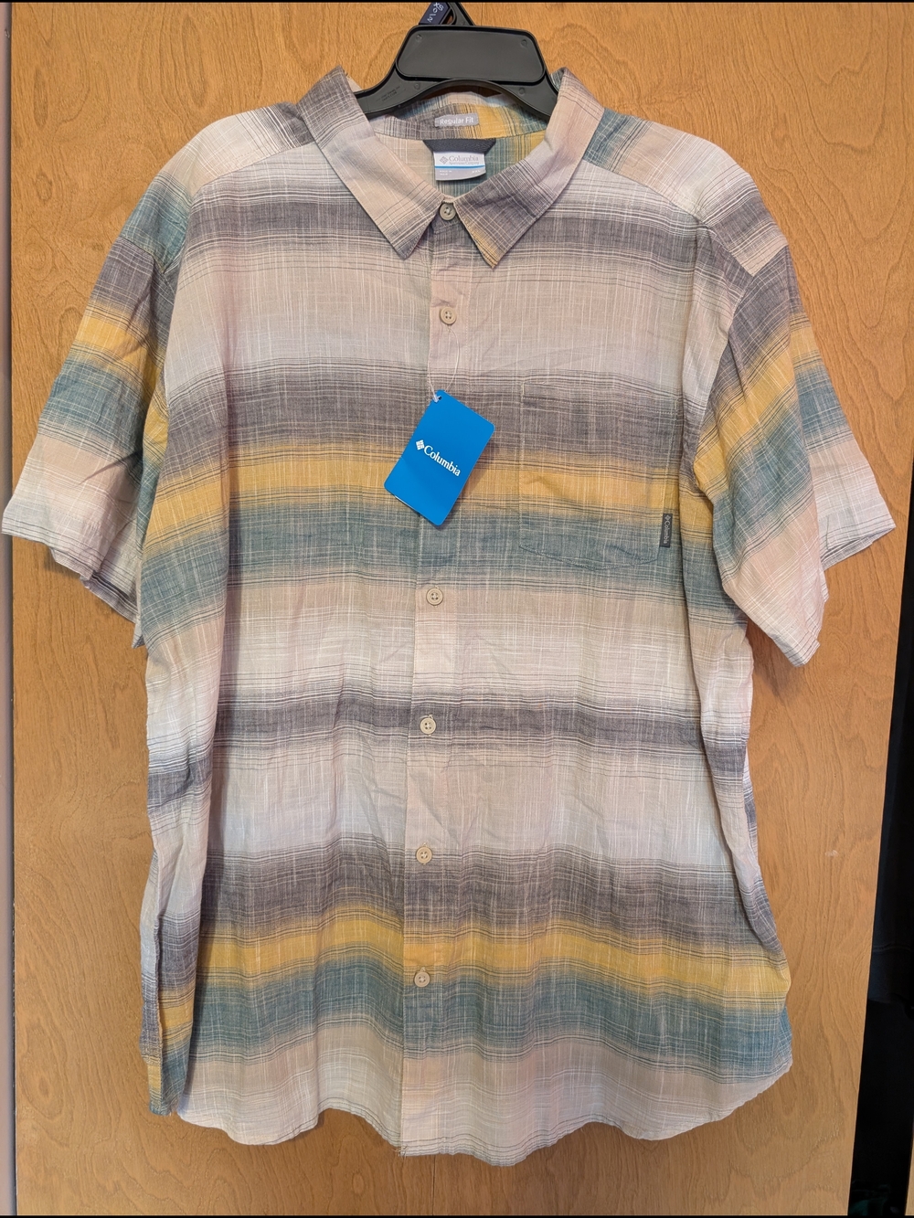 Columbia Men’s Short-Sleeve Under Exposure Striped Button-Up Shirt  XXL